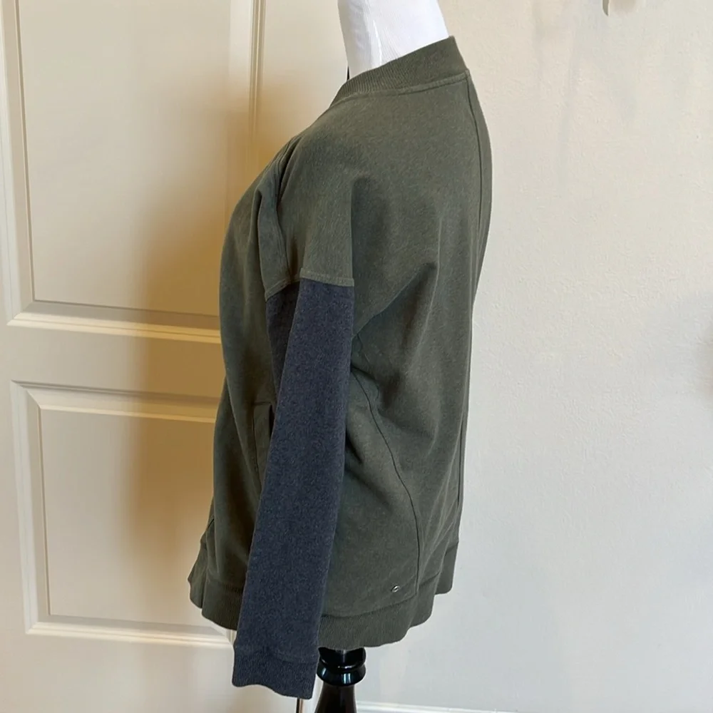 Lululemon Jacket - Picture 4 of 11